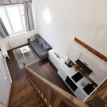 Appartement Block 96